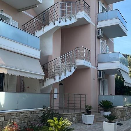 Vila Melina Himare Exteriör bild