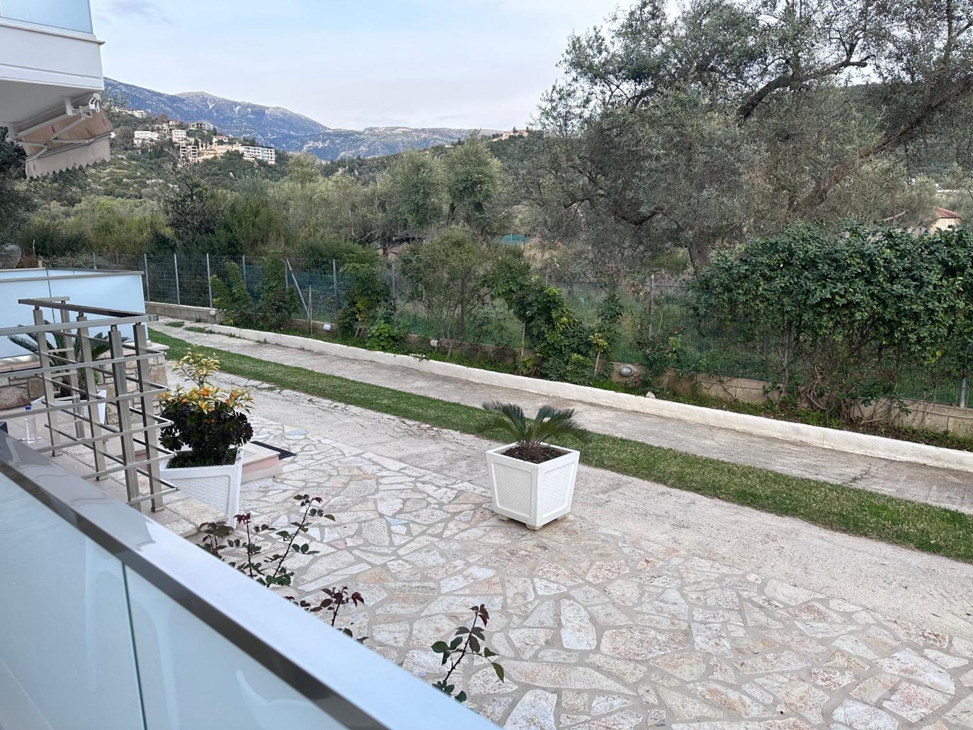 Vila Melina Himare Exteriör bild