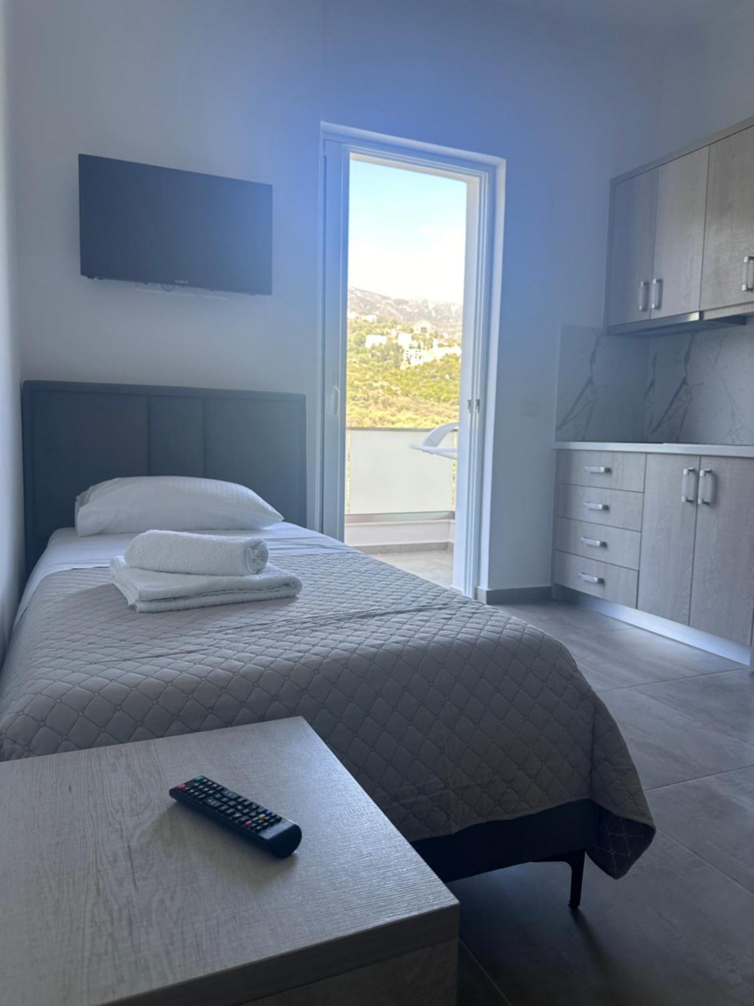 Vila Melina Himare Exteriör bild