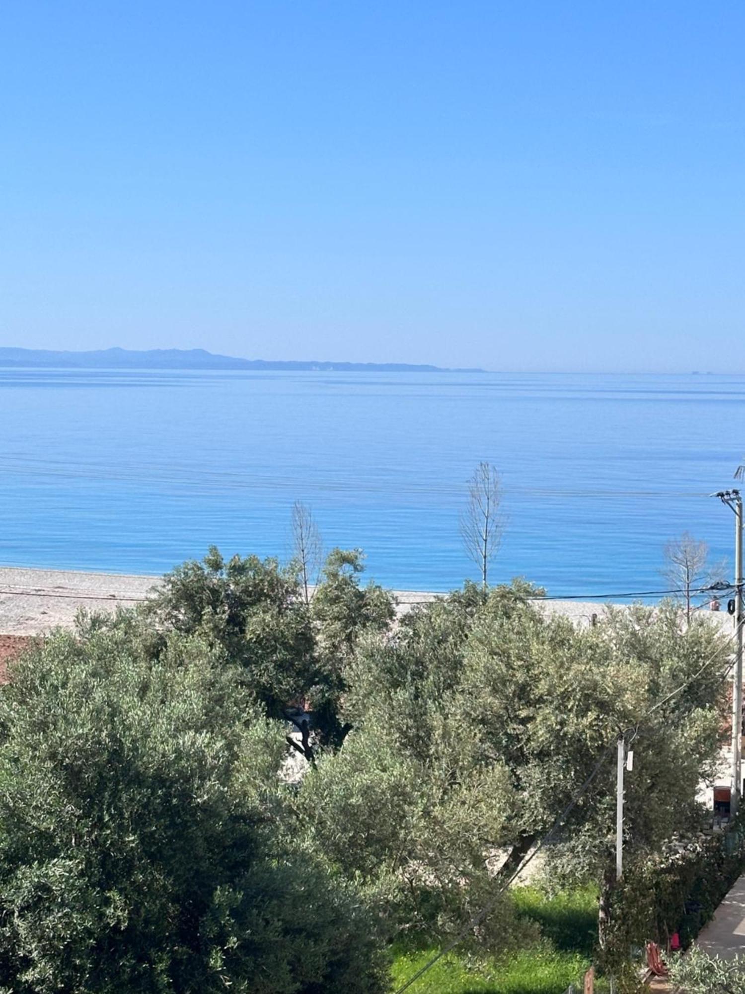 Vila Melina Himare Exteriör bild