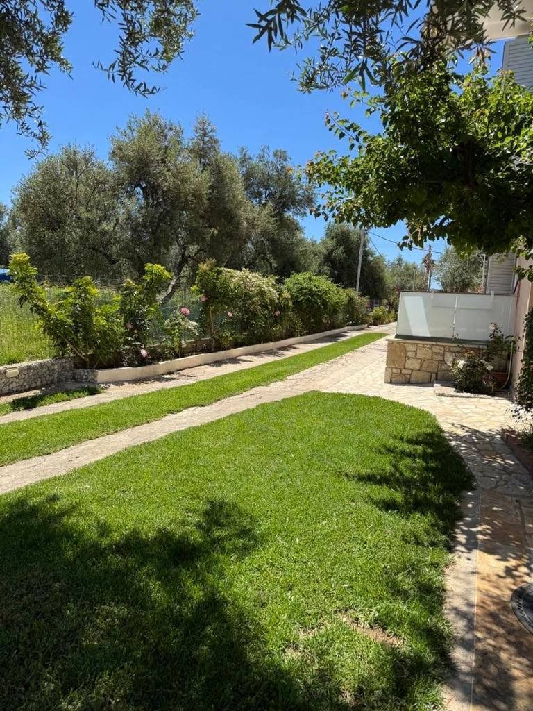 Vila Melina Himare Exteriör bild